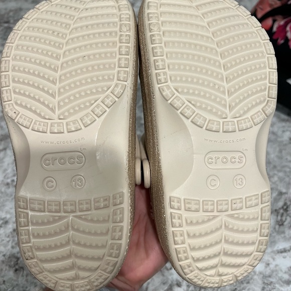 Size 13 croc with fur - Picture 2 of 4